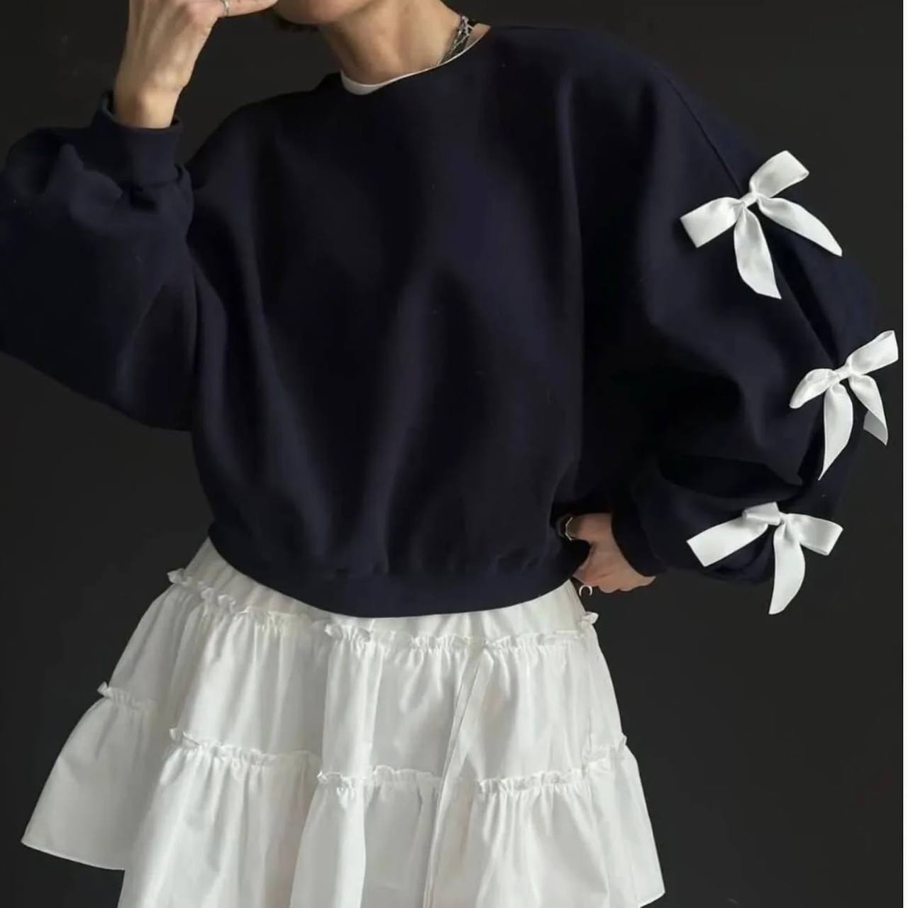 Bow Grace Sweatshirt